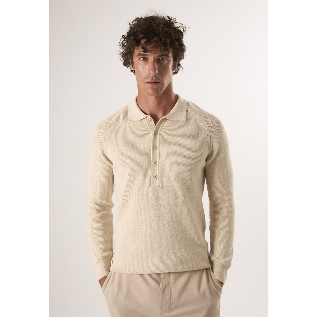 Klassisches Strick-Poloshirt mit Knöpfen