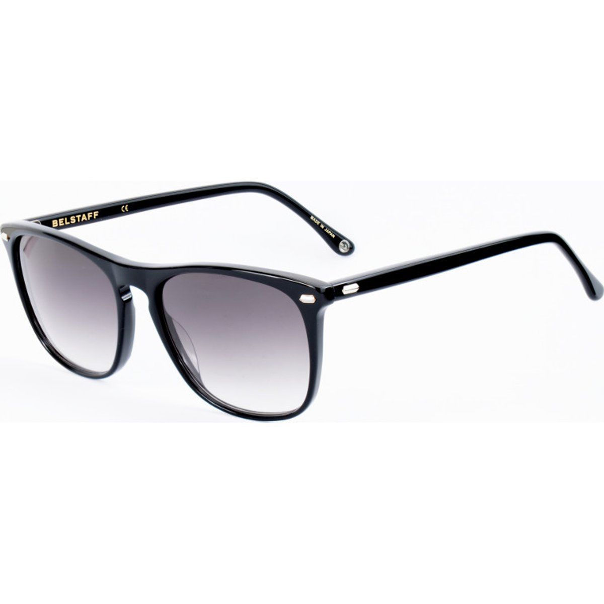 Klassische Sonnenbrille im Wayfarer-Stil