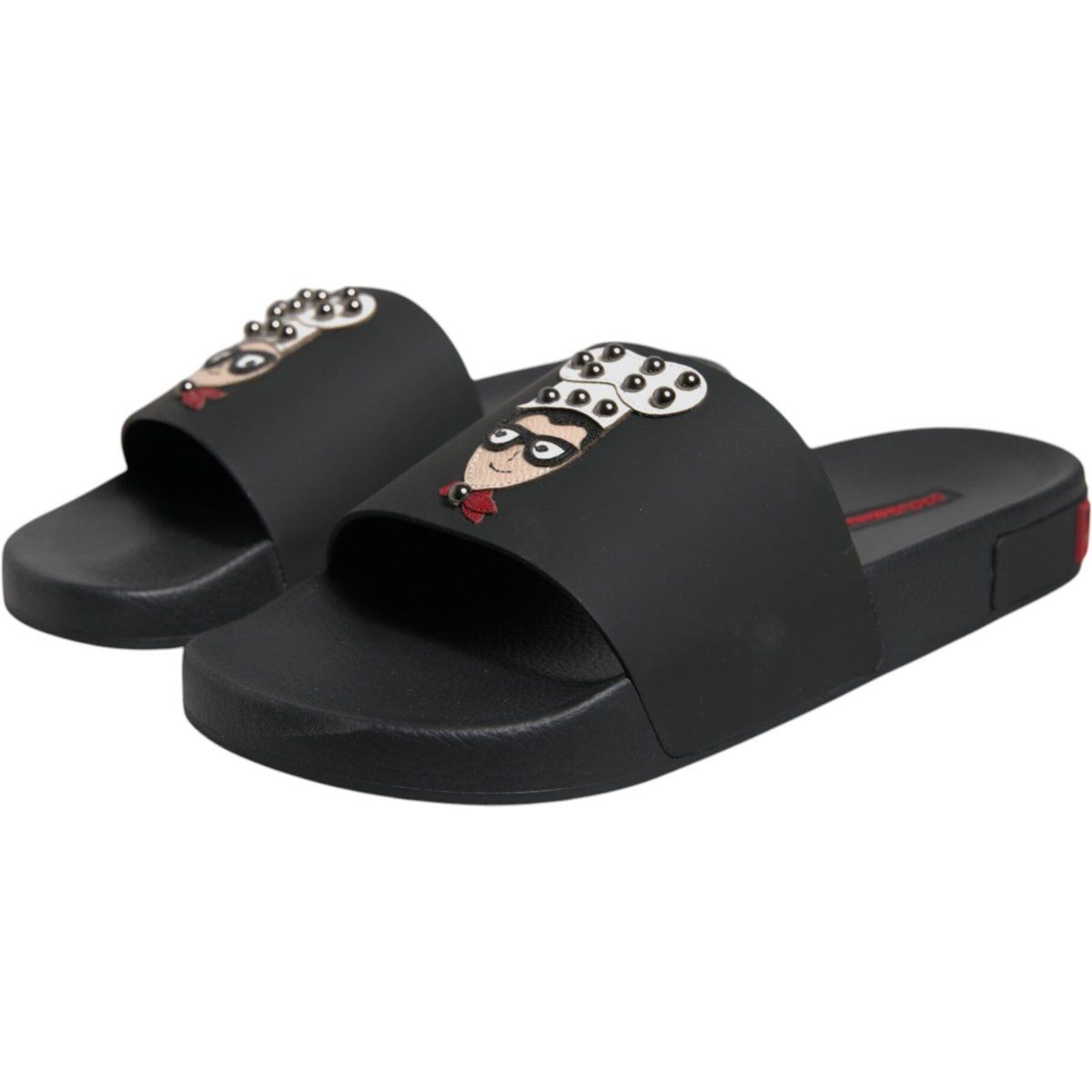 Pool-Slides mit Charakter-Nieten