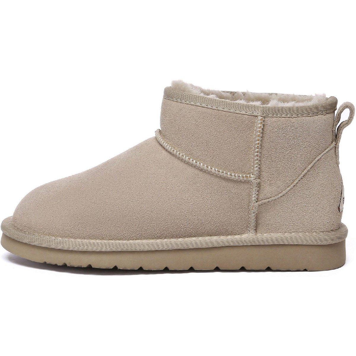Knöchelhohe Stiefel mit Wildleder und Schaffellfutter