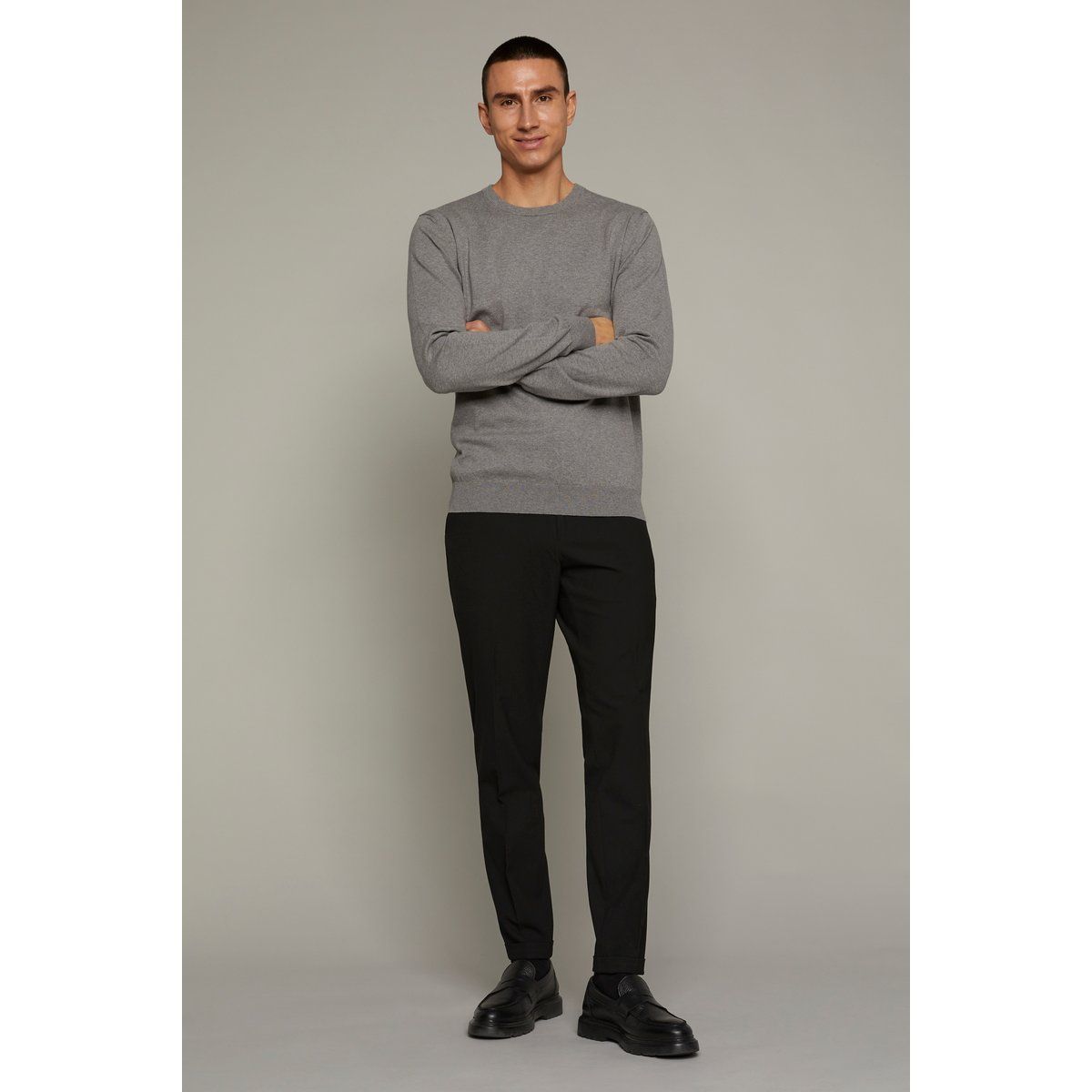 Klassischer Feinstrick Rundhals Pullover