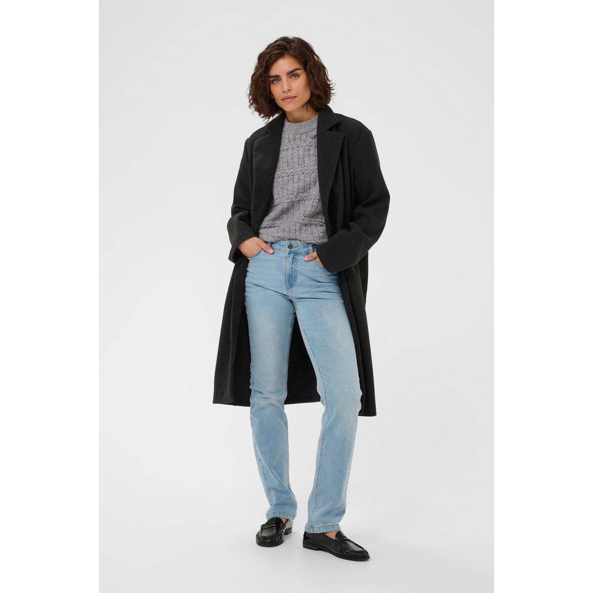 Klassischer, langer Mantel mit Revers