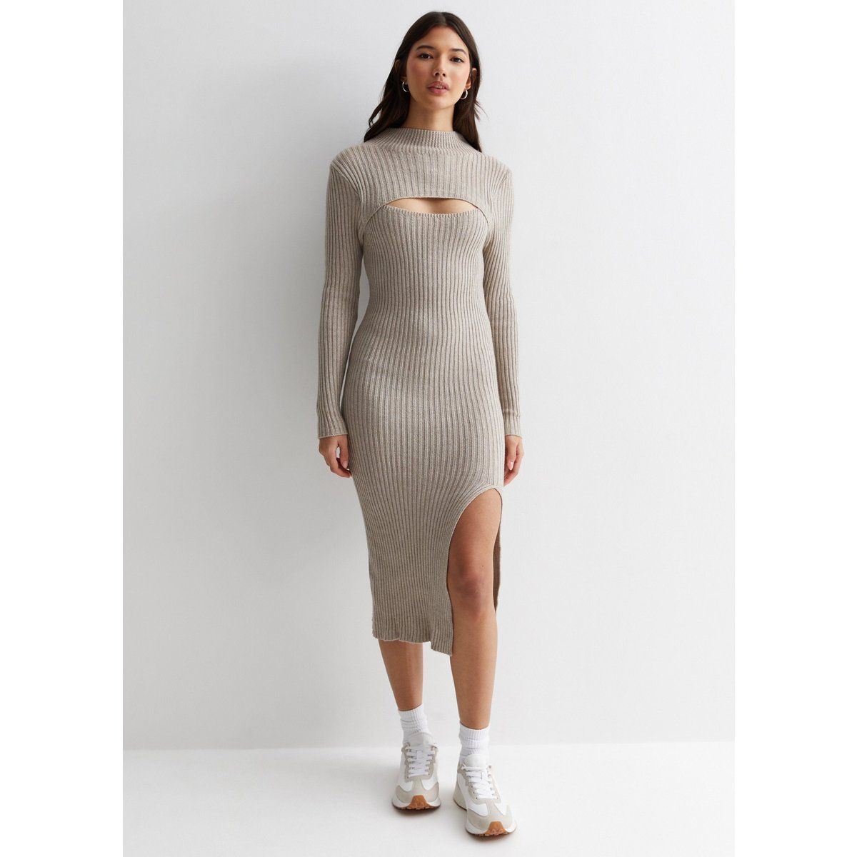 Geripptes Strick-Midikleid in figurbetonter Passform