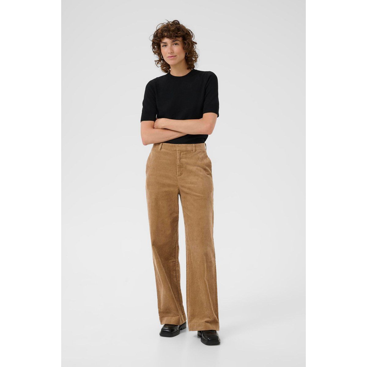 Cordhose mit weitem Bein