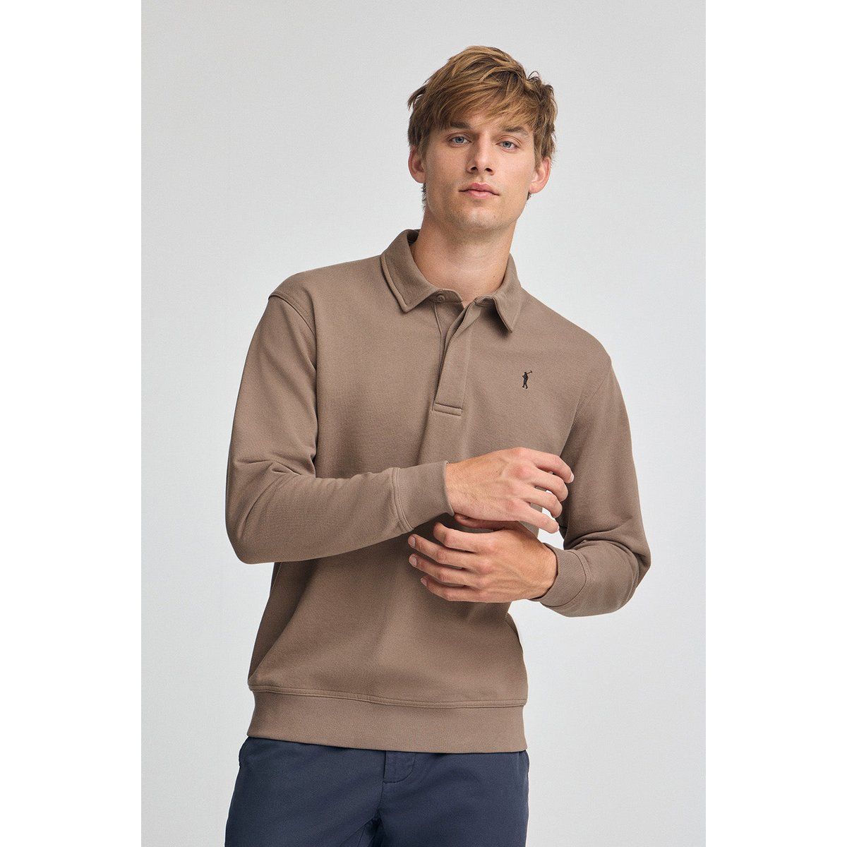 Braunes Langarm-Polo-Sweatshirt