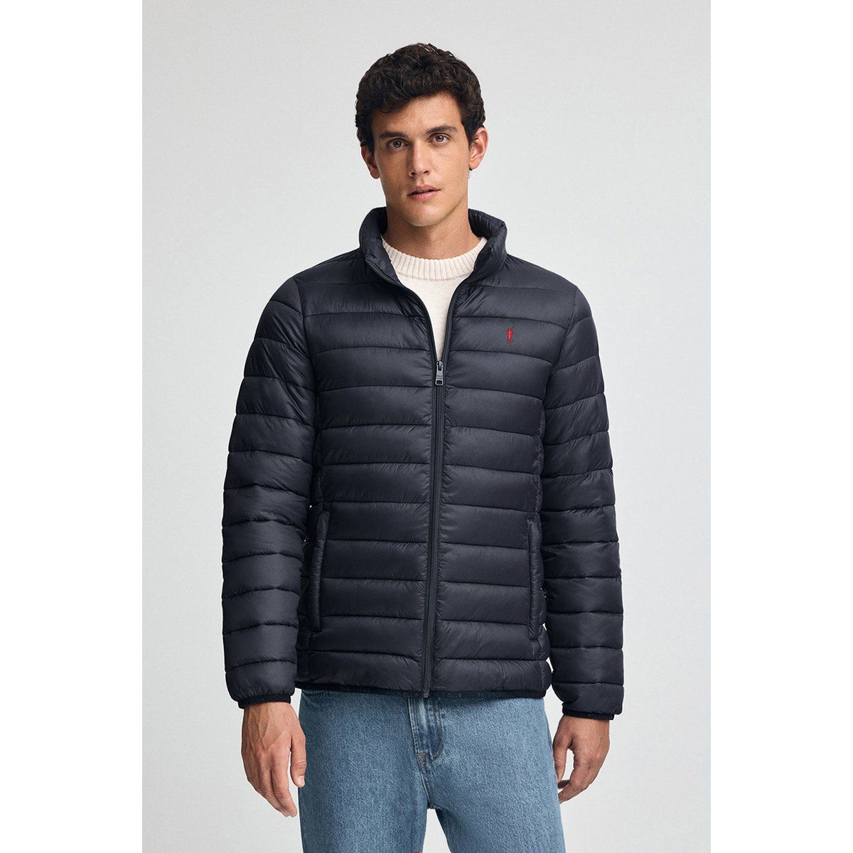 Leichte Herren Steppjacke zum Verstauen