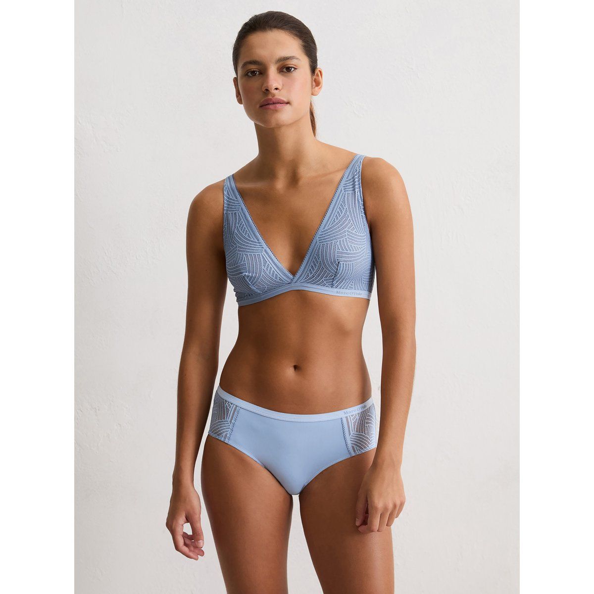 Geometrisches Spitzen-Bralette mit weichen Cups