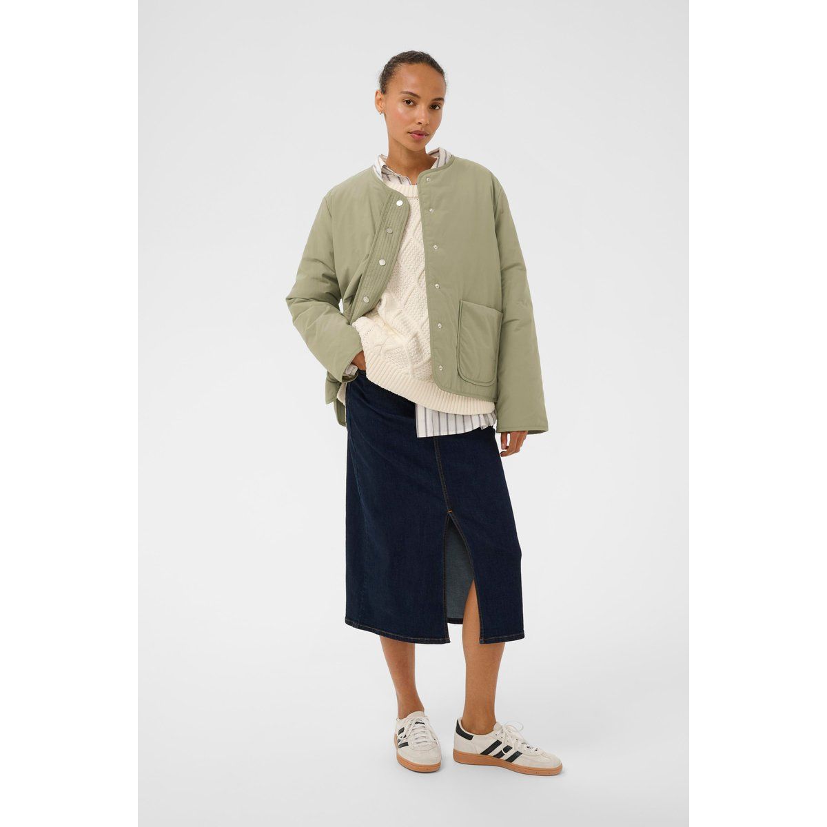 Gesteppte Jacke mit lockerer Passform und Taschen