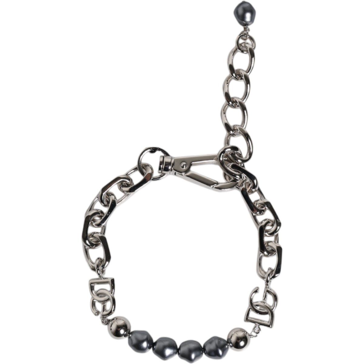 Silbernes Kettenarmband mit grauen Perlen