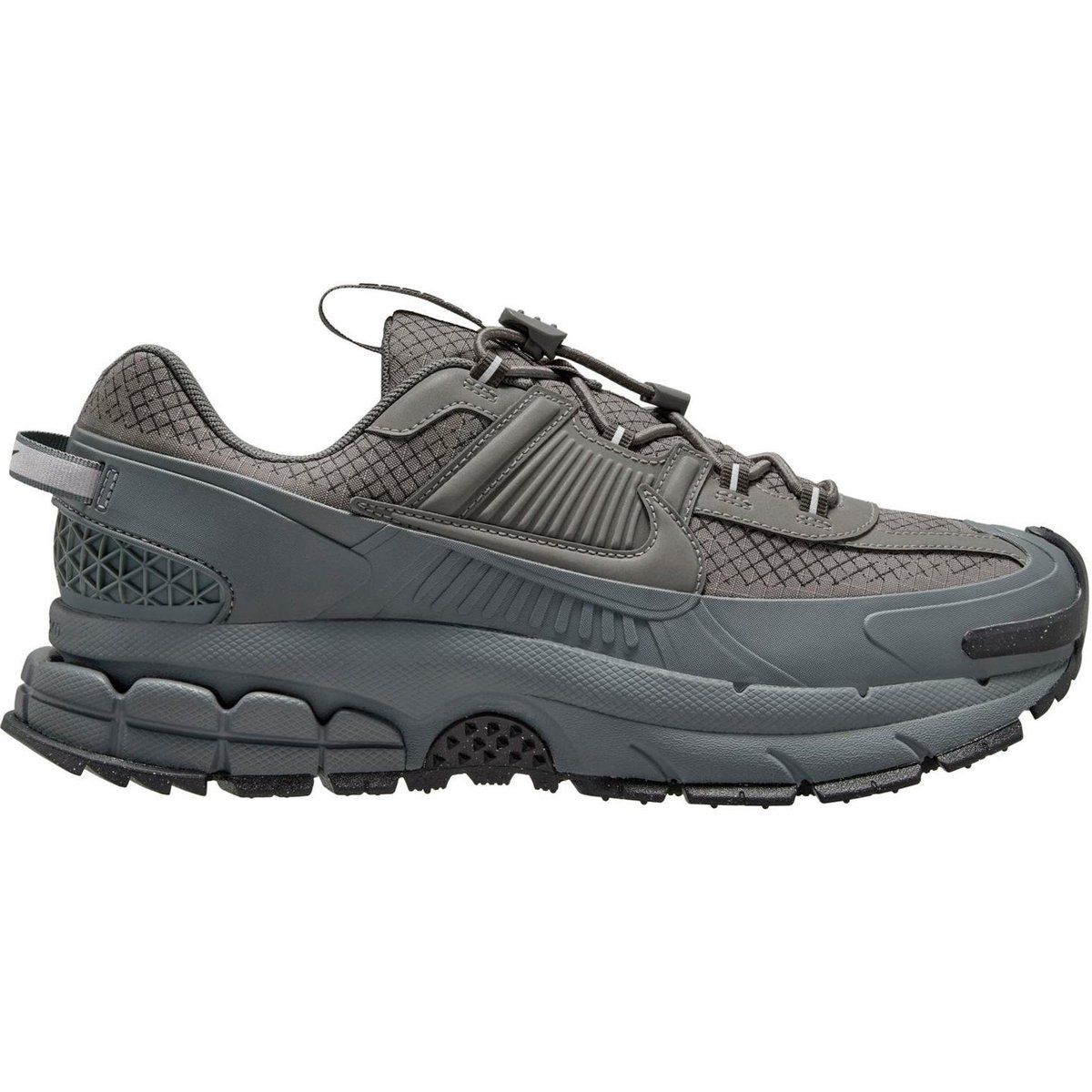 Vielseitiger grauer Trail-Laufschuh