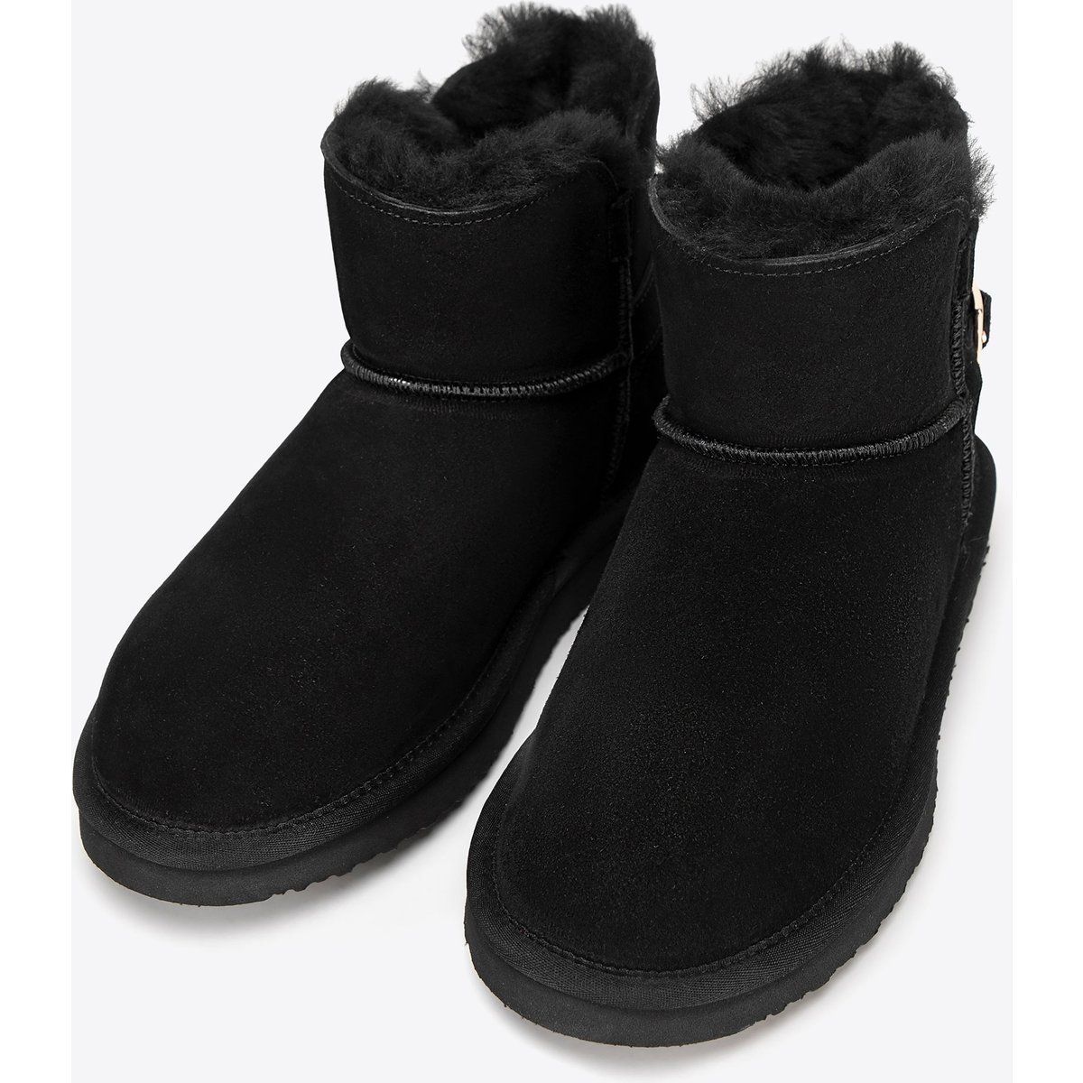 Wildleder-Stiefeletten mit Schnallendetail