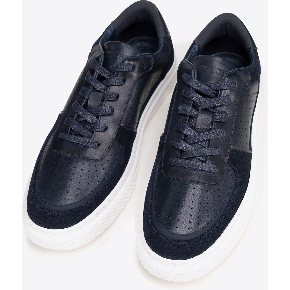 Marineblaue Leder-Sneakers