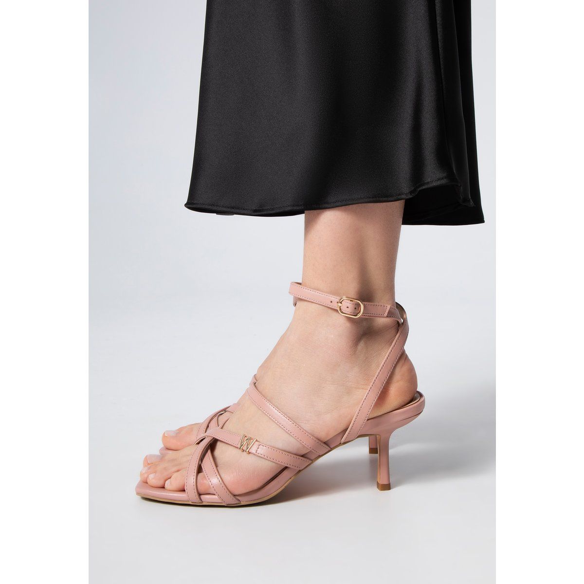 Riemchensandalen aus Leder mit Stilettoabsatz