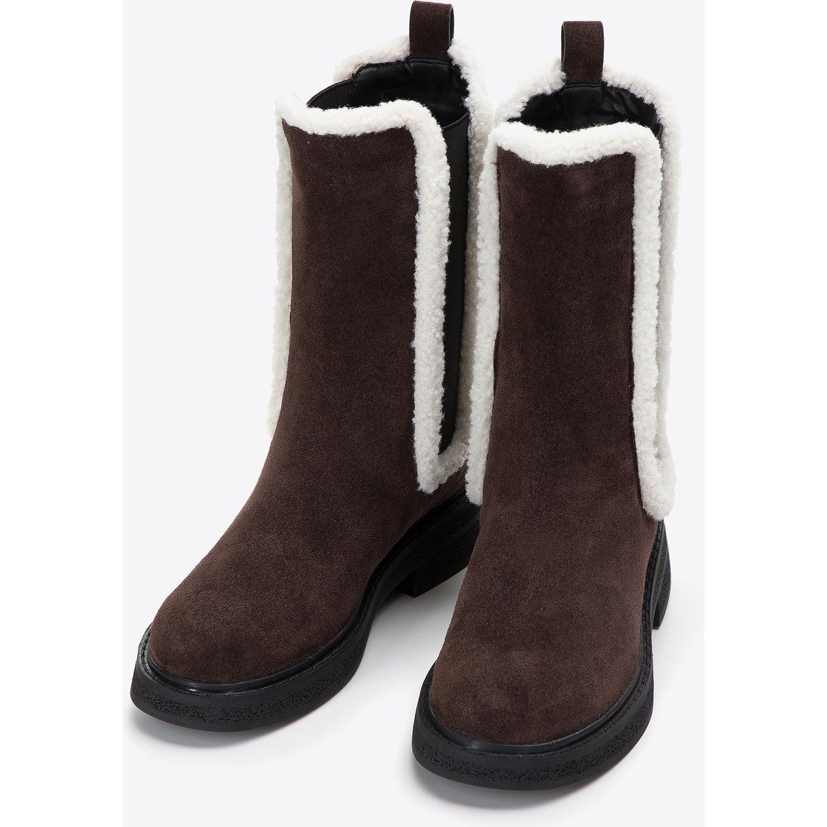 Chelsea-Stiefel aus Wildleder mit Kunstfellbesatz