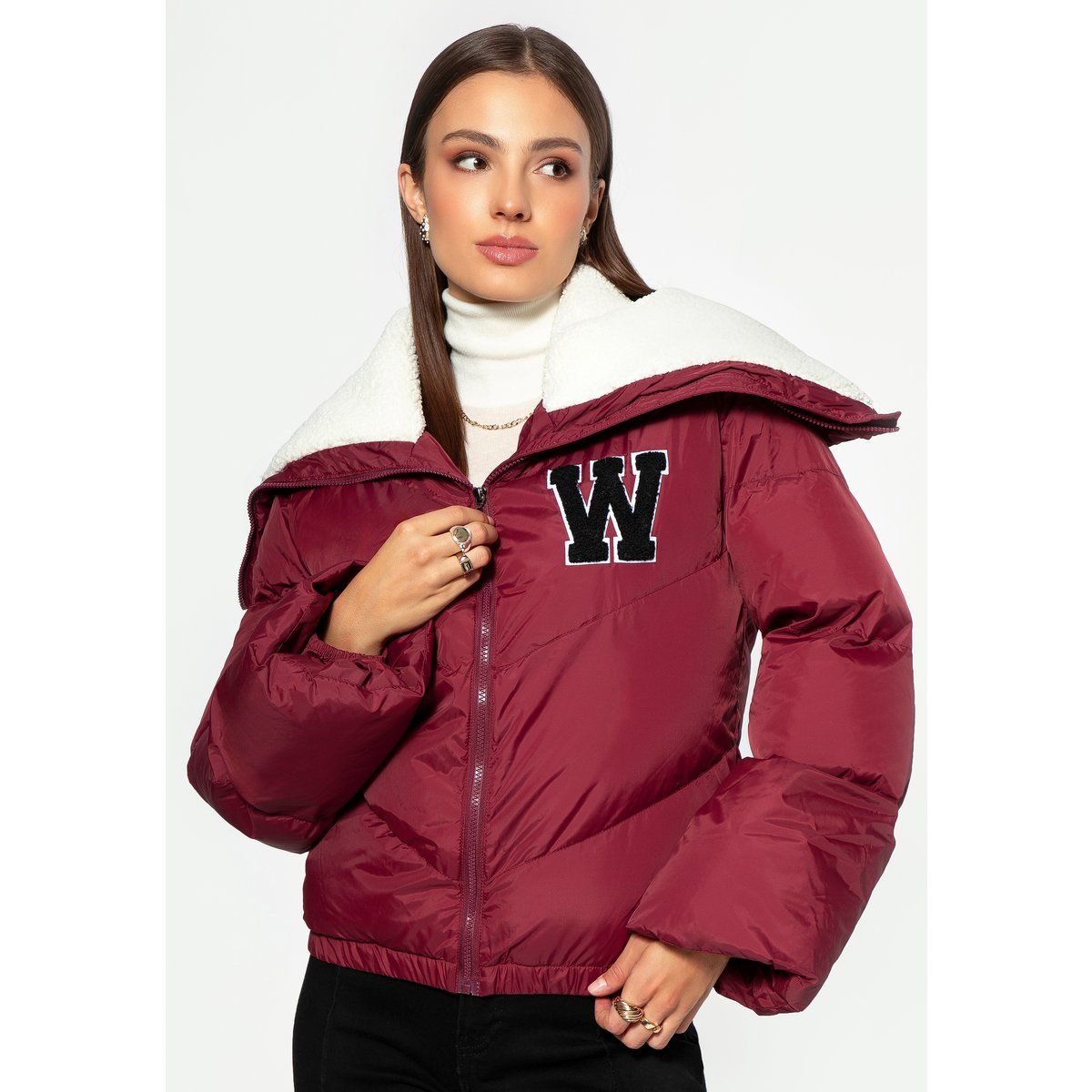 Oversized Steppjacke mit Kunstfellkragen