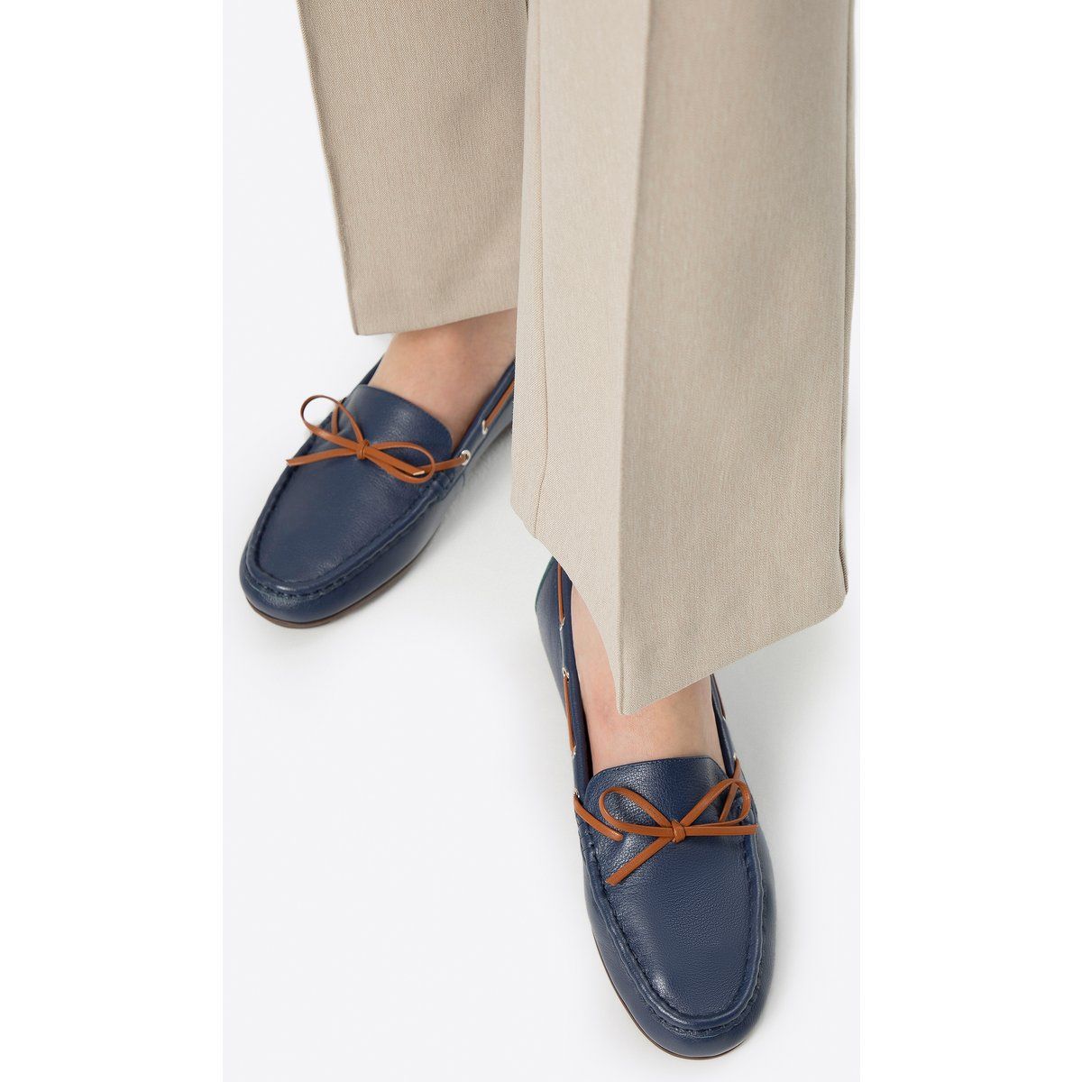 Klassische Leder-Loafer mit Schleife