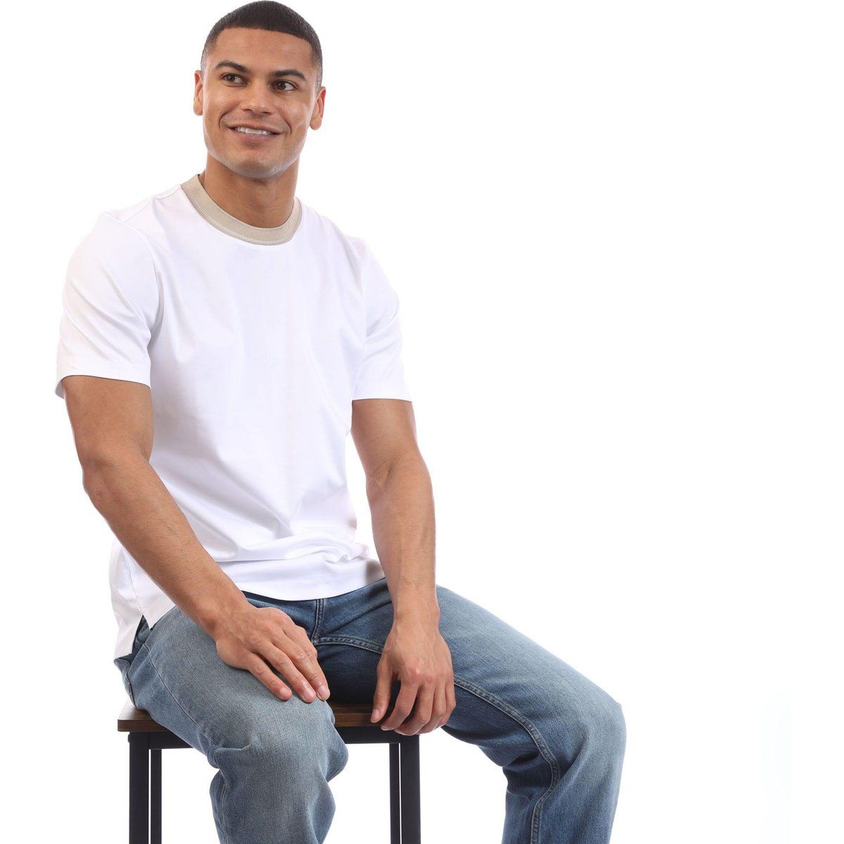 Herren Slim Fit T-Shirt mit Kontrastbesatz