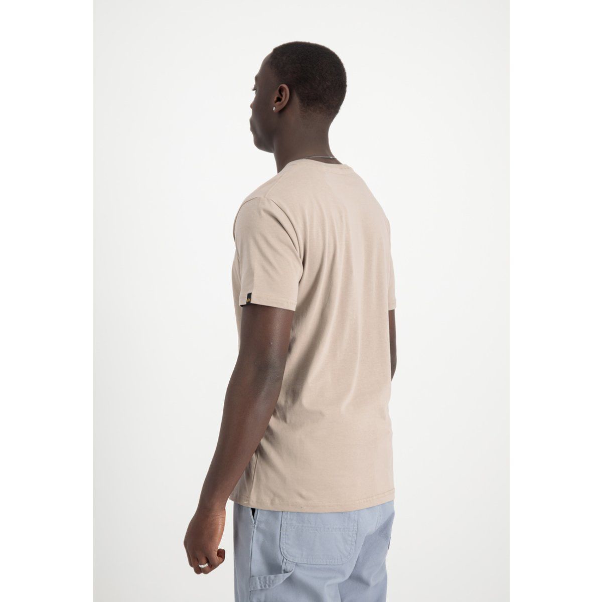 Klassisches T-Shirt mit Rundhalsausschnitt und Grafik
