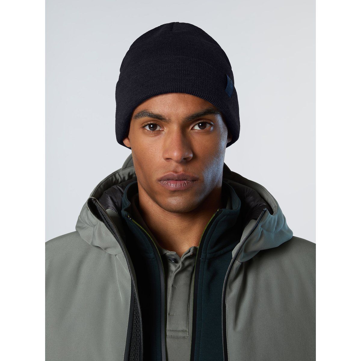 Beanie aus feingestrickter Merinowolle