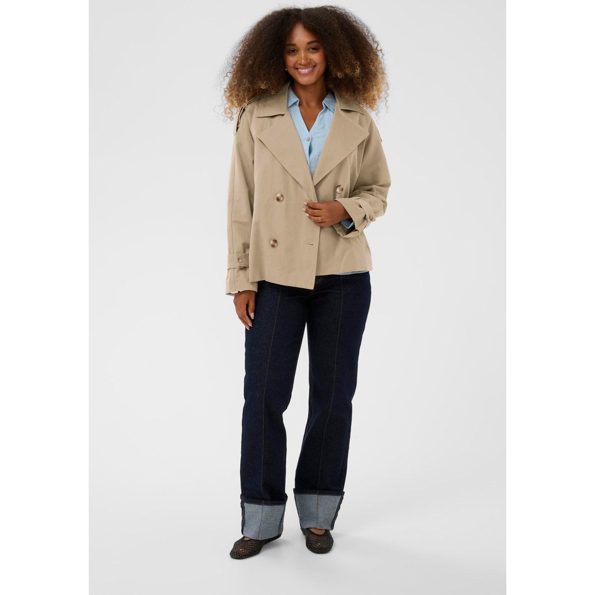 Kurzer, zweireihiger Trenchcoat