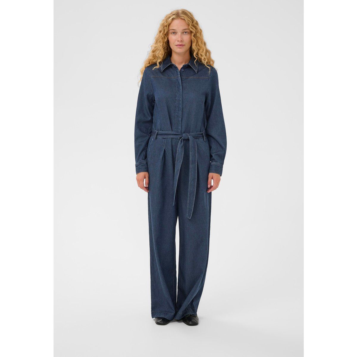Denim Jumpsuit mit Gürtel und weitem Bein