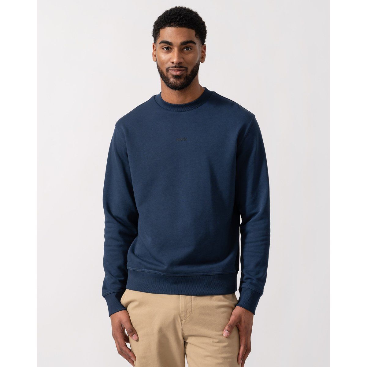 Locker geschnittenes Sweatshirt mit Rundhalsausschnitt