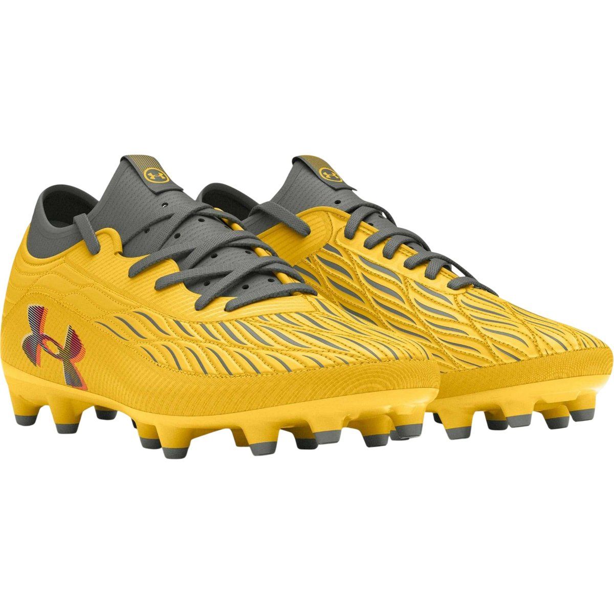 Gelbe Fußballschuhe für festen Boden