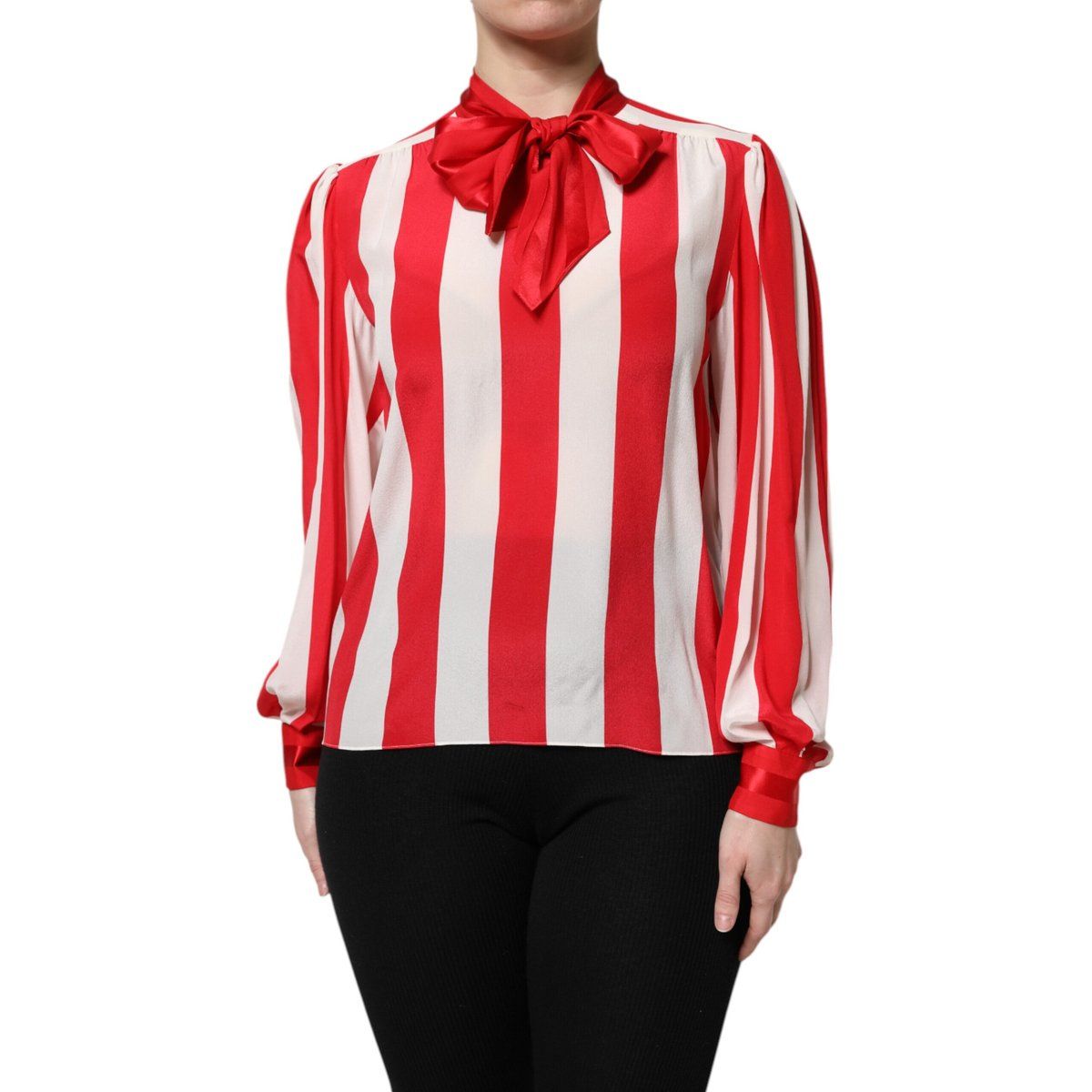 Seidenbluse mit Schleifenkragen