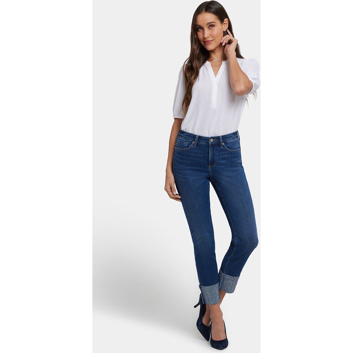Schmale Knöcheljeans mit Strassmanschette