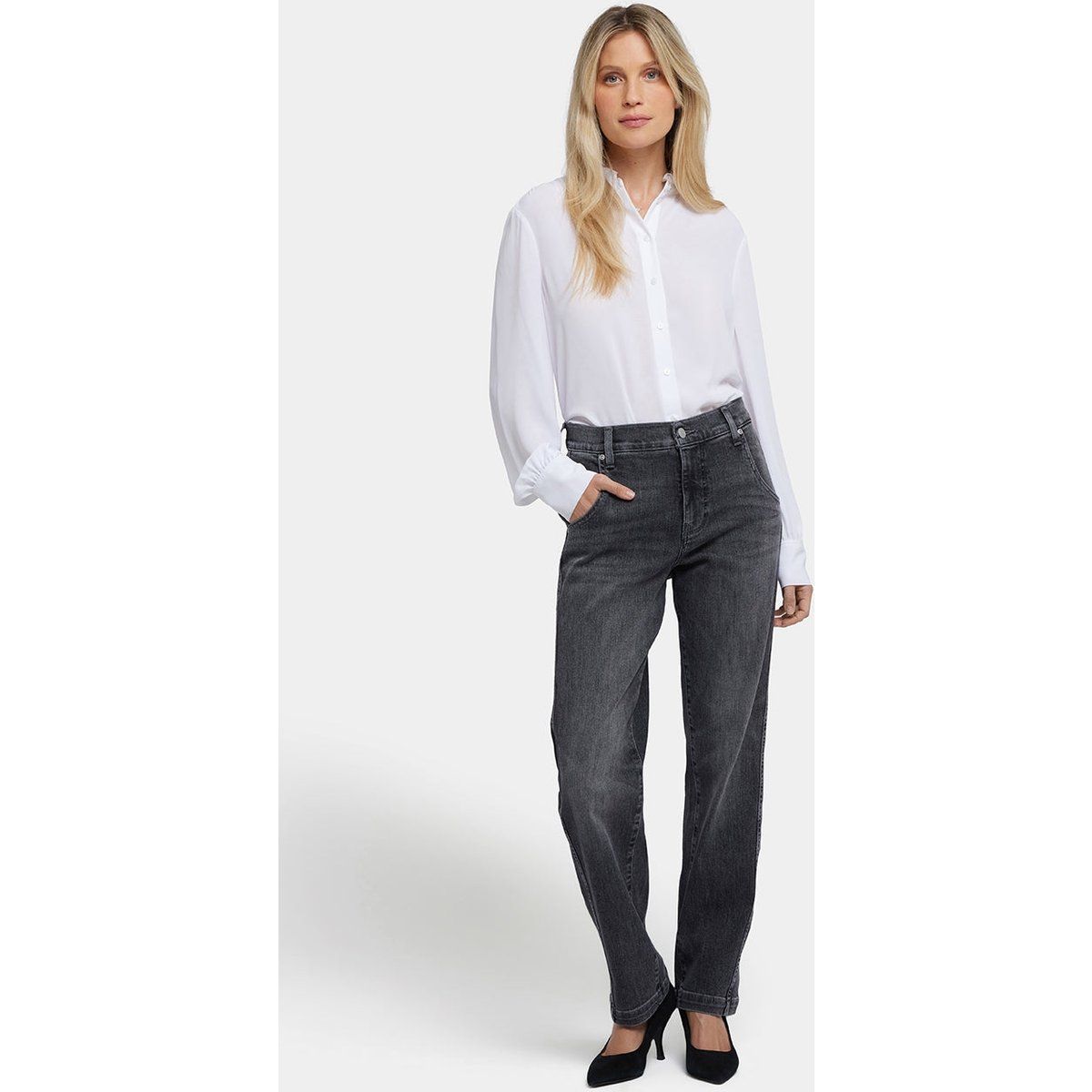 Locker geschnittene Jeans mit geradem Bein