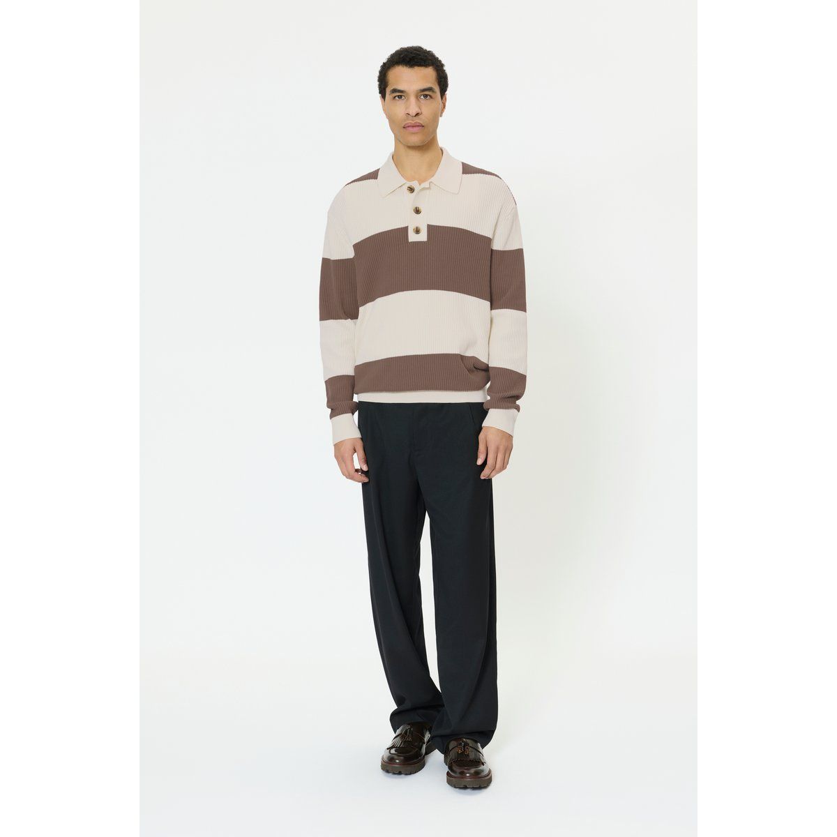 Gestreiftes Strick-Polo Langarmshirt