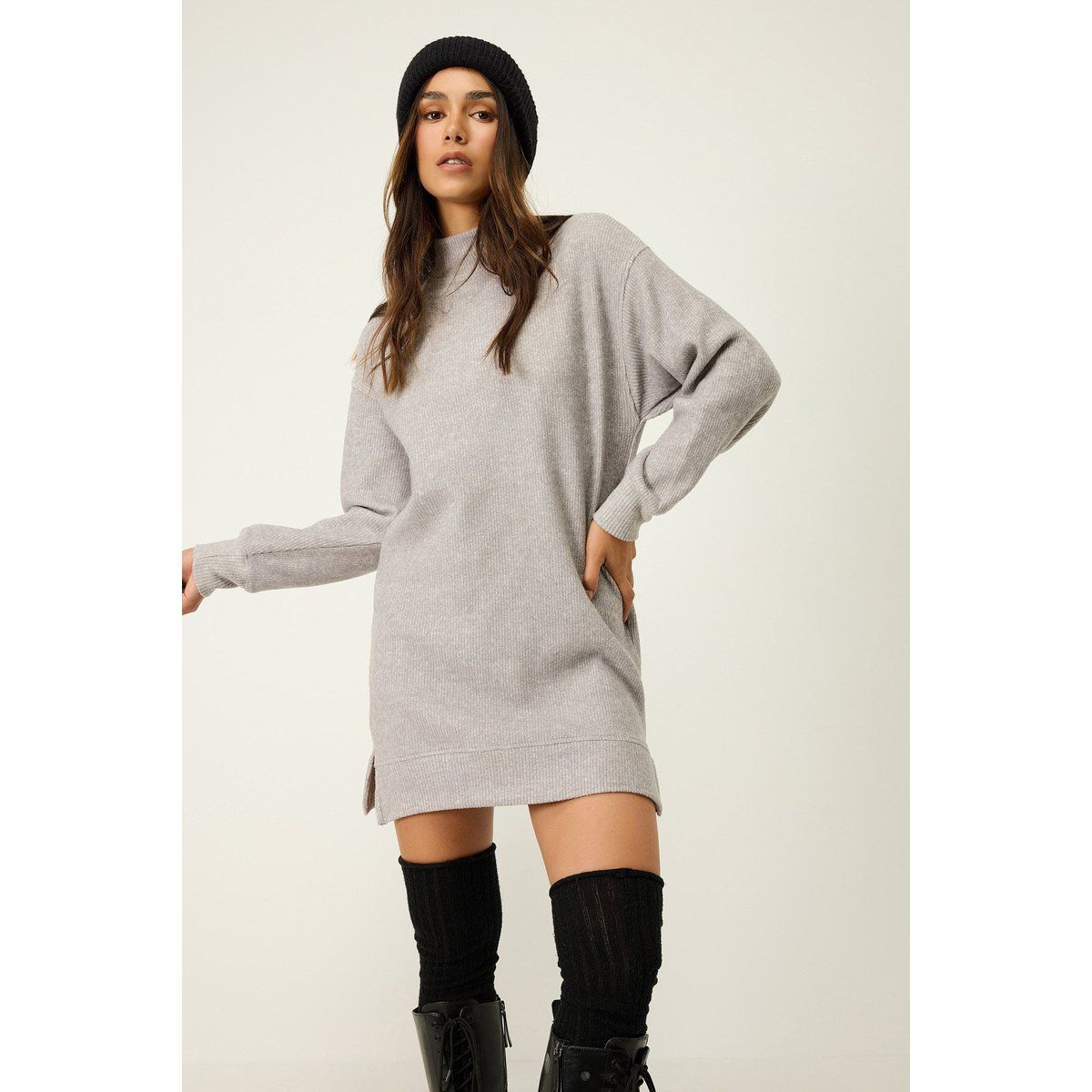 Einfaches, weiches Strickkleid