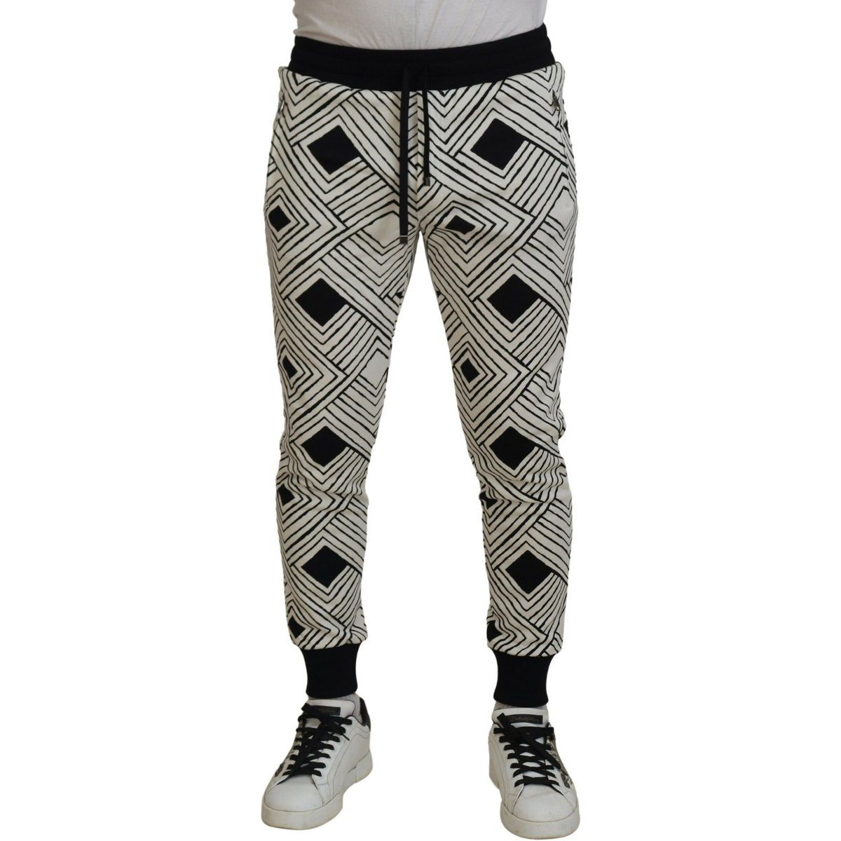 Jogginghose mit geometrischem Muster