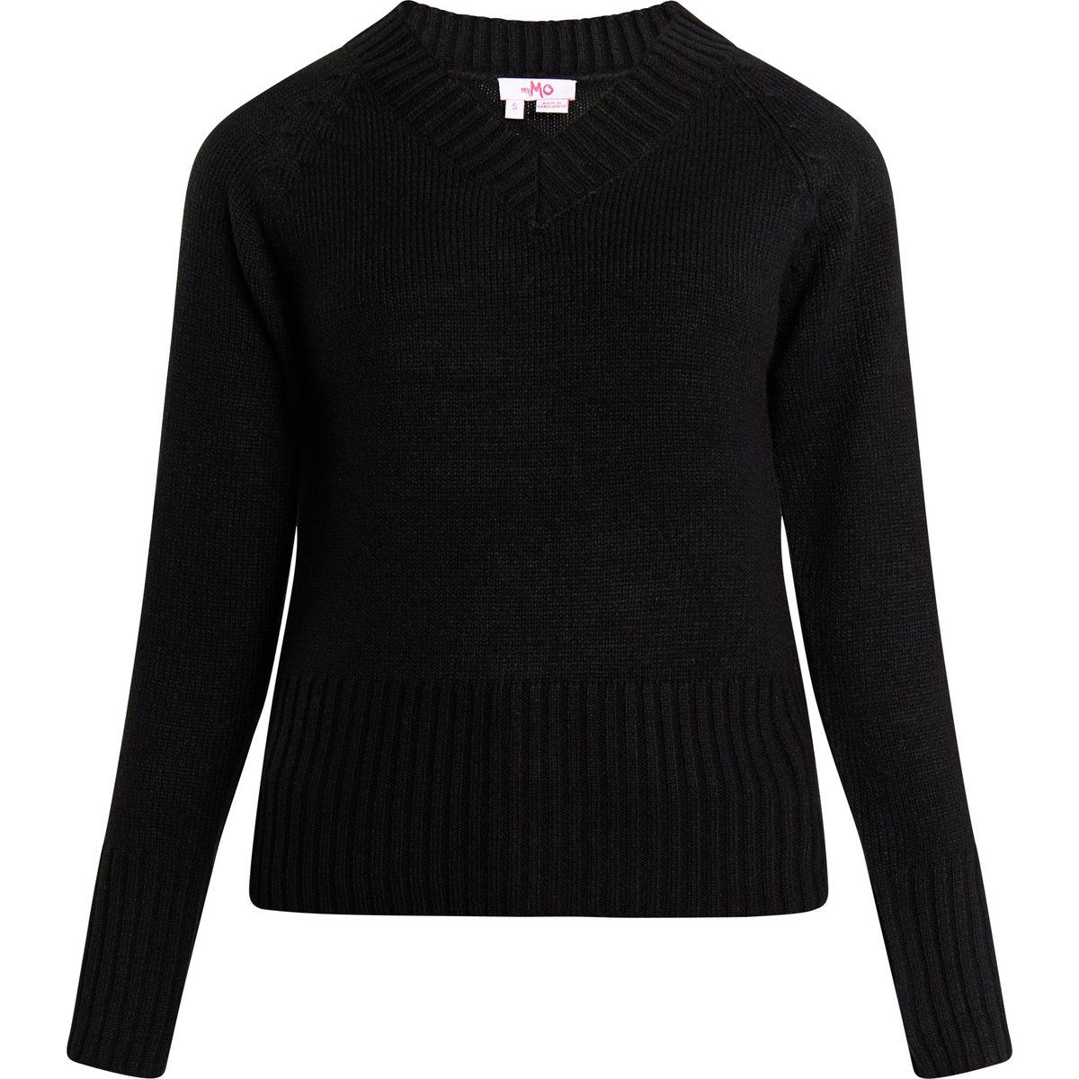 Klassischer Strickpullover mit V-Ausschnitt