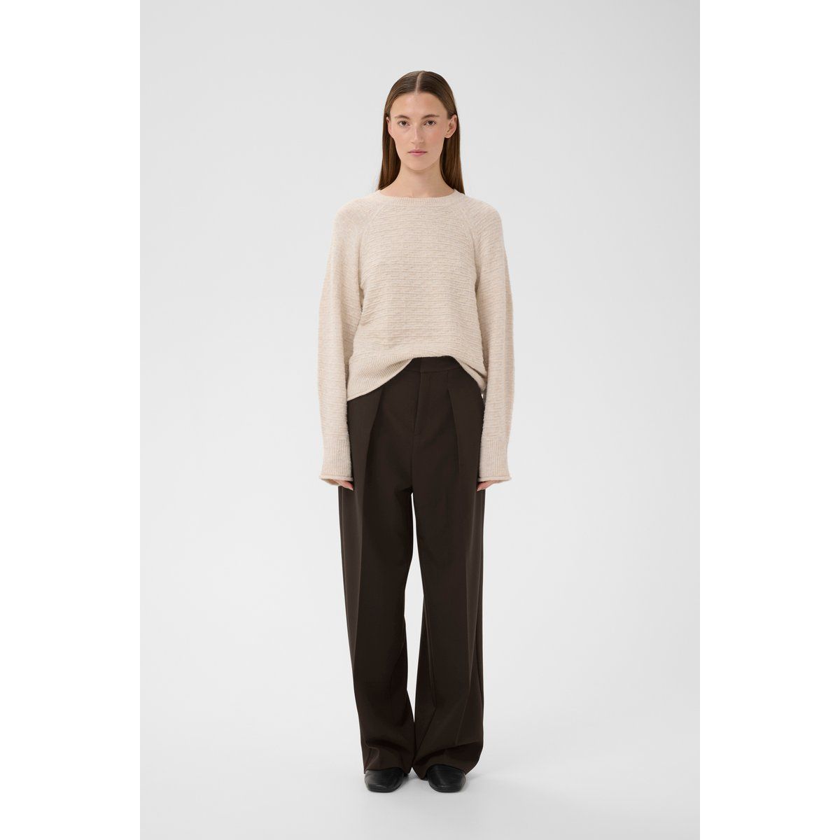 Hochtaillierte Hose mit weitem Bein