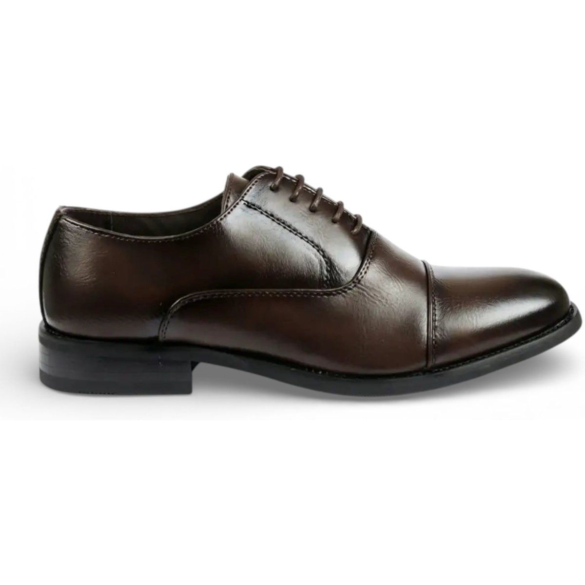 Klassische braune Leder Oxford Schuhe mit Kappe