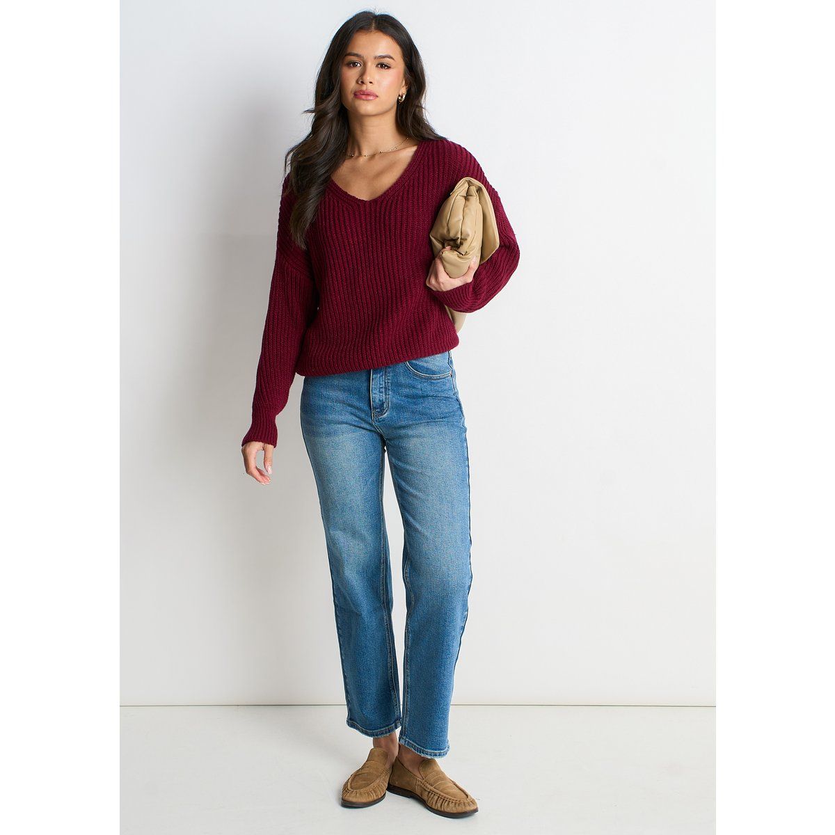 Übergroßer Strickpullover mit V-Ausschnitt