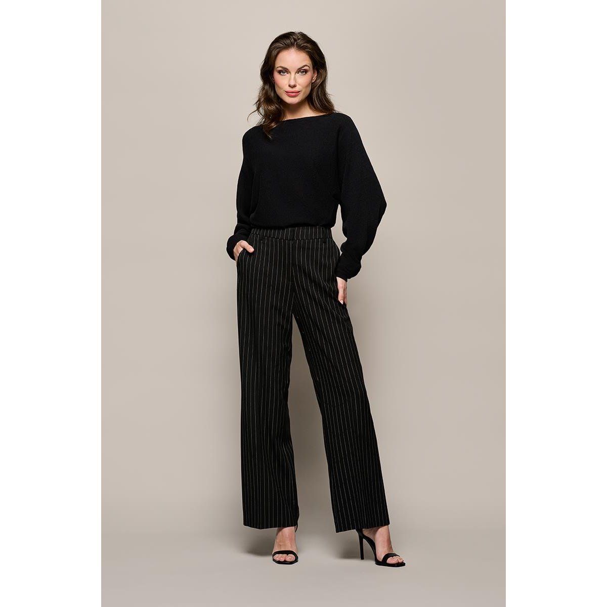Elegante, weitgeschnittene Nadelstreifenhose