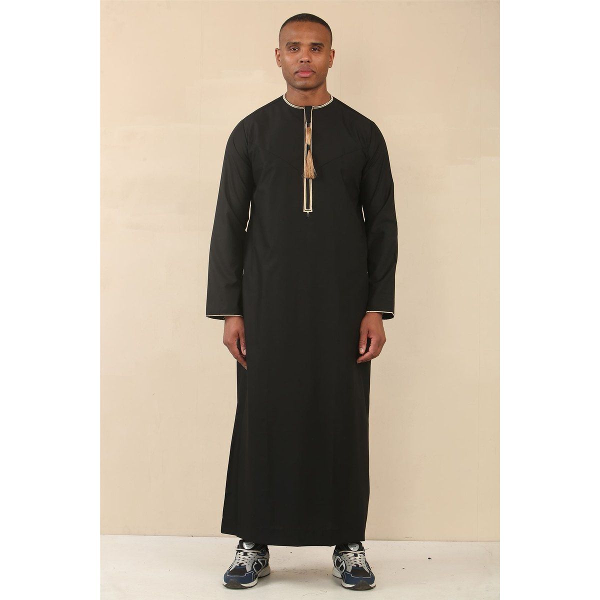 Traditionelles goldbesticktes Herren-Thobe