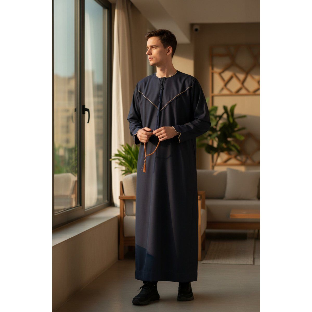 Marokkanische Jubba-Robe mit Quaste