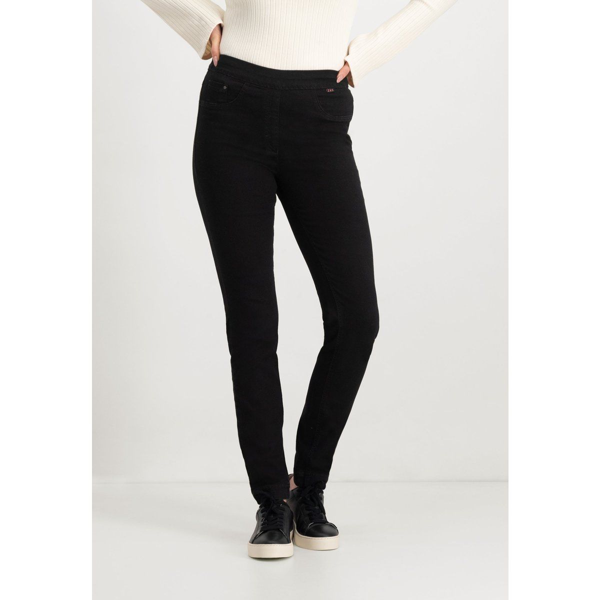High-Waist Shape-On Skinny Jeans