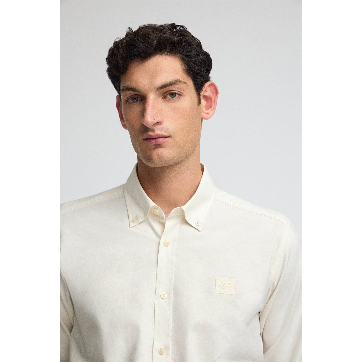 Gerade geschnittenes Button-Down-Hemd