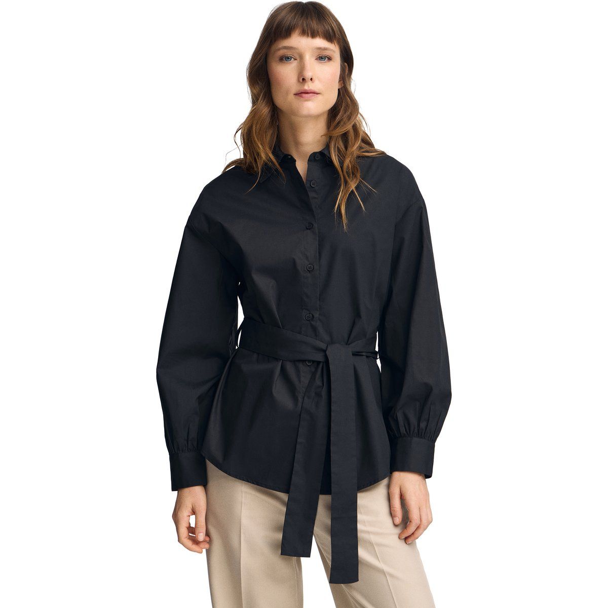 Langärmlige Bluse mit Bindegürtel