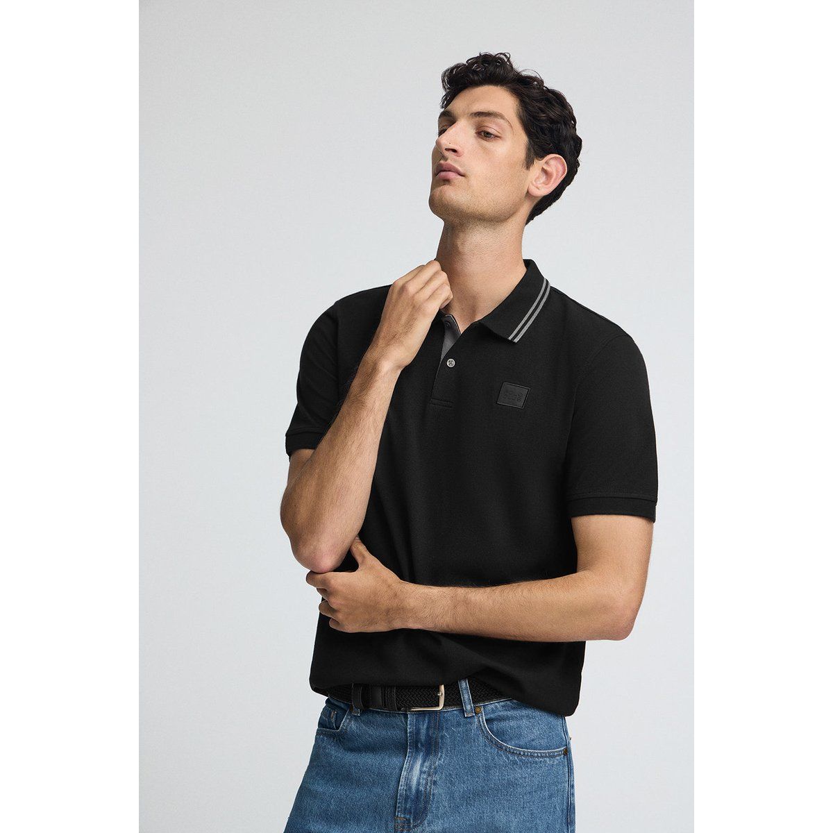 Klassisches schwarzes Piqué Poloshirt