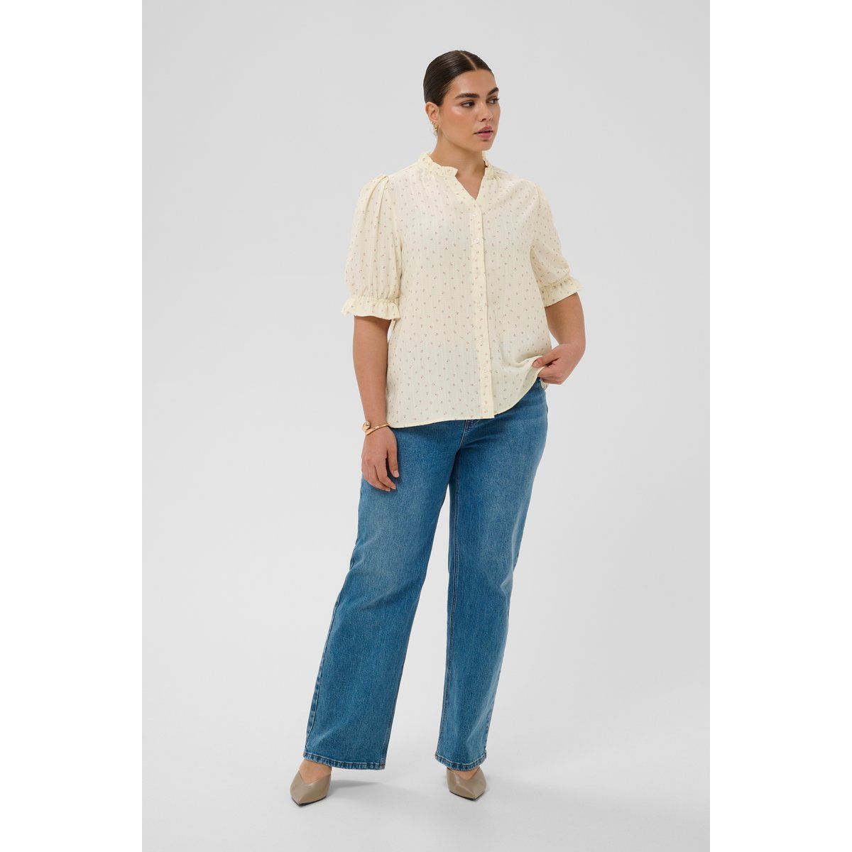 Bedruckte Bluse mit Rüschenkragen und Knopfleiste