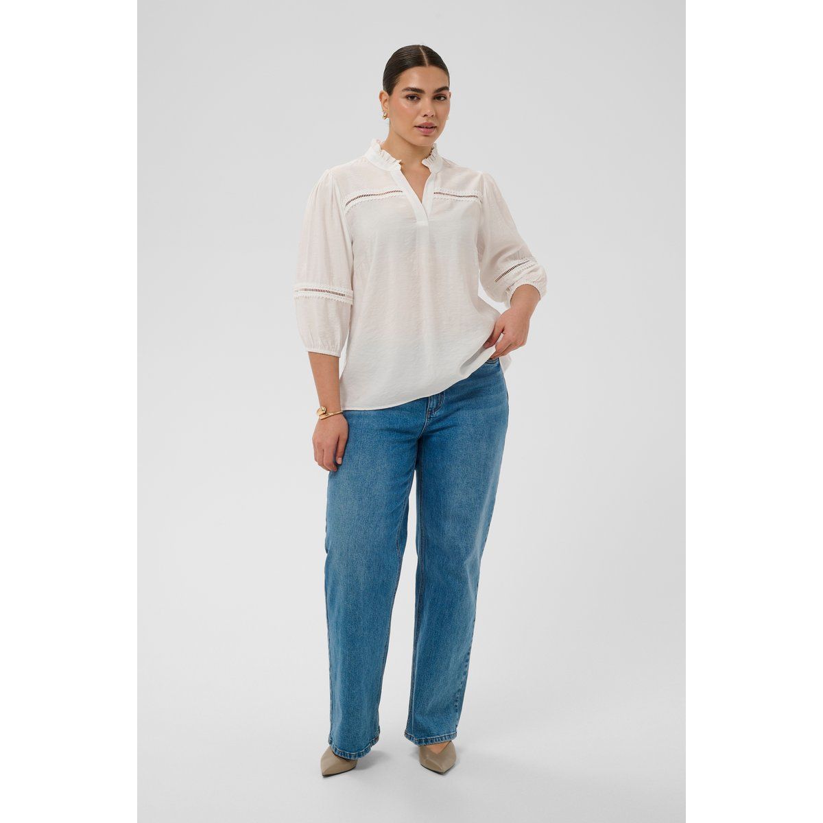 Elegante Bluse mit Rüschenkragen