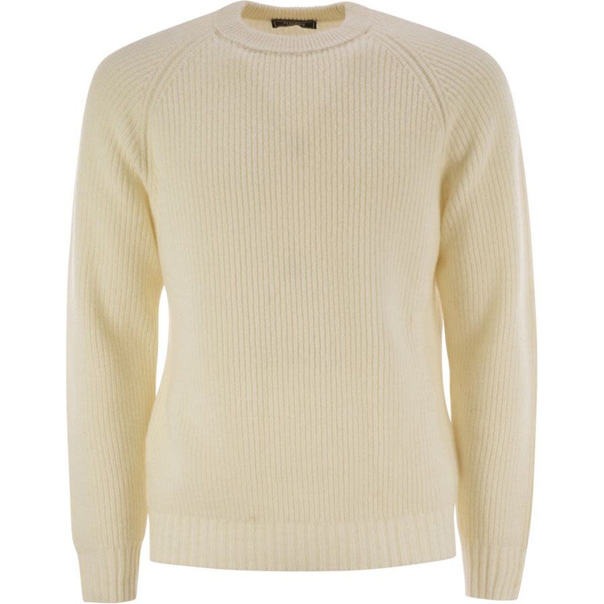 Klassischer Rippstrickpullover mit Rundhalsausschnitt