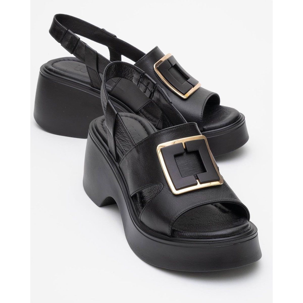 Lucia Leder Schnalle Plateau Sandale