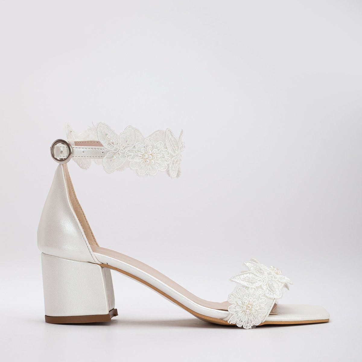Dana Lace Bridal Niedrig Absatz Sandalen
