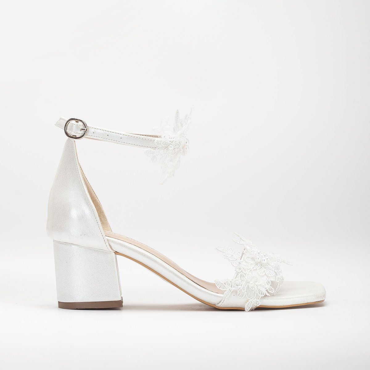 Flora Lace Bridal Niedrig Absatz Sandalen